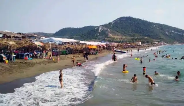 Suriye yönetimi: Plajlarda kadınlara bikini giymek yasak