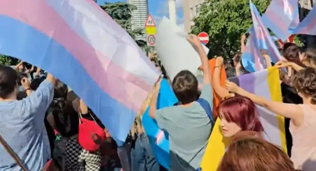 11. İstanbul Trans Onur Yürüyüşü'ne polis müdahalesi