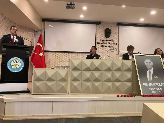 Besim Dutlulu Manisa Büyükşehir Belediye başkanı seçildi
