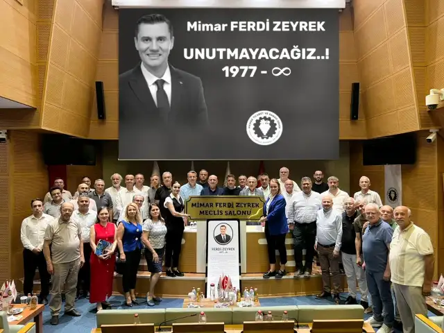 MTSO’dan anlam meclis: Ferdi Zeyrek için saygı duruşunda bulundular