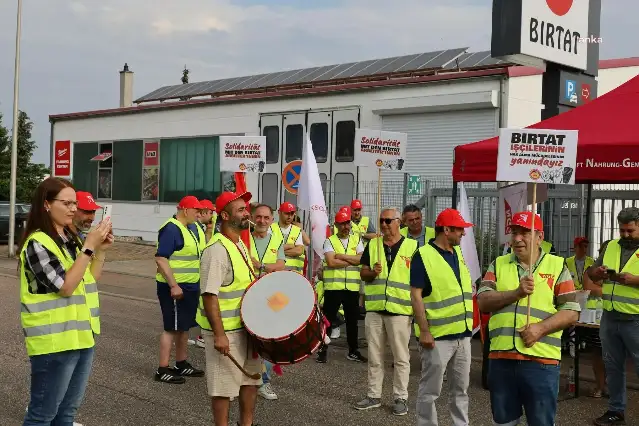 Almanya'da Birtat'ta çalışan işçiler 3 Temmuz'dan bu yana grevde