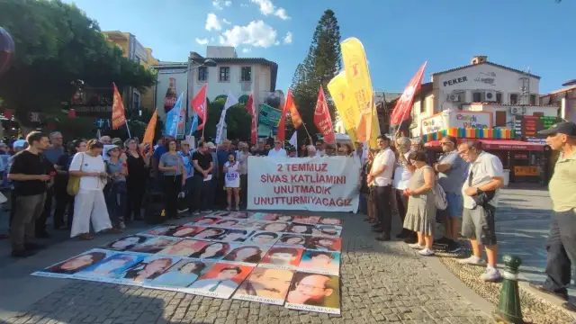 Antalya’da Madımak Katliamı anması: 2 Temmuz’un hesabını sormaktan vazgeçmeyeceğiz