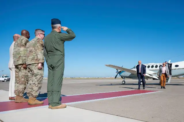 ABD'nin Ankara Büyükelçisi Barrack, Adana'daki İncirlik Üssü'nü ziyaret etti