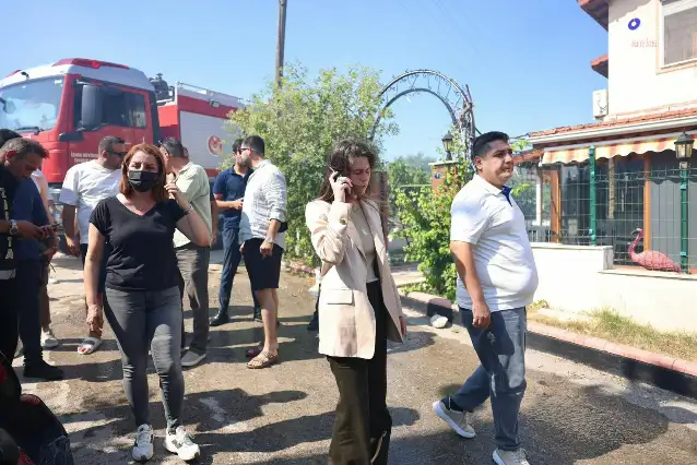 Çeşme Belediye Başkanı Lal Denizli: Yangının bir an evvel kontrol altına alınması için yoğun bir çaba gösteriyoruz