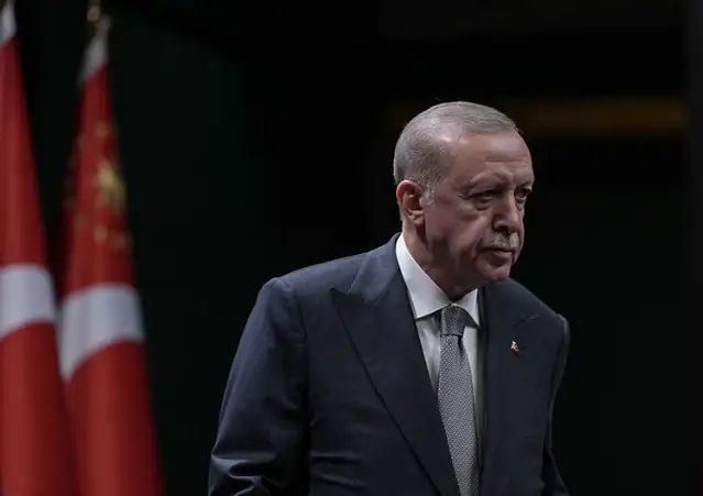 Erdoğan'dan Özgür Özel'e 500 bin TL'lik tazminat davası ve suç duyurusu