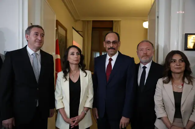 MİT Başkanı İbrahim Kalın'dan DEM Parti'ye "süreç" ziyareti