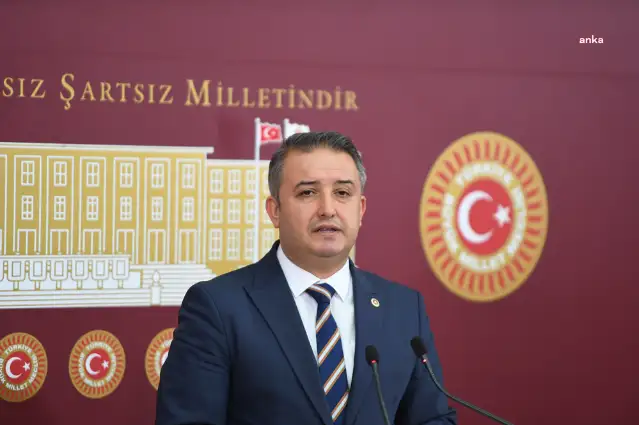 Gelecek Partisi'nden istifa eden Şahin: Bu karar ile biz kendimizi bağımsız bir pozisyona çekiyoruz