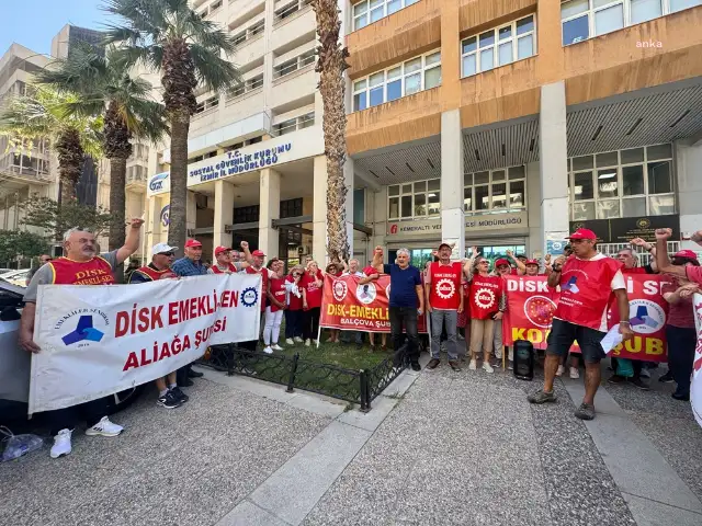 İzmir’de emeklilerden SGK önünde tepki: Bu ülkede var olan kaynaklar emekliler için kullanılmamaktadır