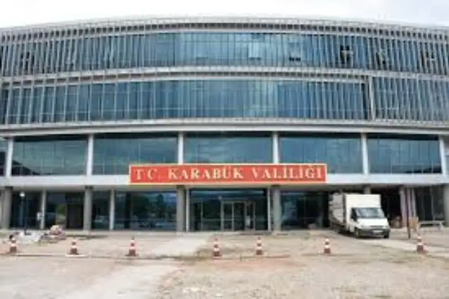 Karabük Valiliği'nde yangın açıklaması