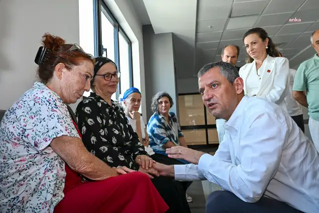 Murat Çalık'ı kaldığı hastanede ziyaret eden Özgür Özel: Bu Nazi Almanyası'nda olur. Bu düşman hukukudur