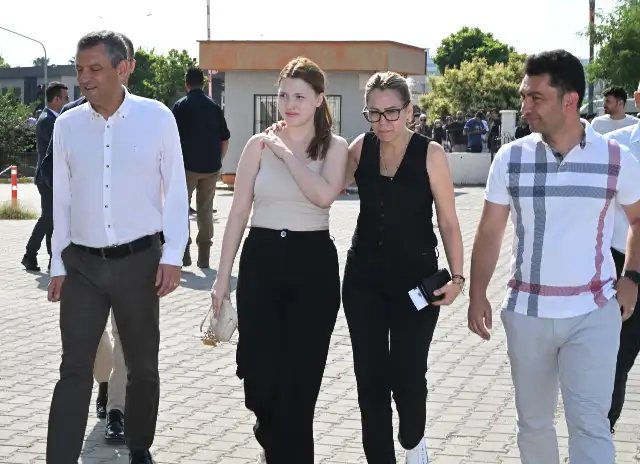 Nurcan Zeyrek: Kızım Nehir girdiği Üniversite sınavlarından istediği puanı kazandı. Babası gibi Mimar olacak