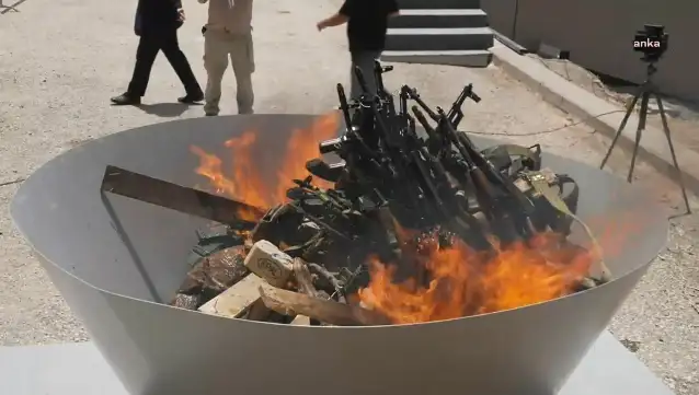 Barış için yakılan silahlar müzede sergilenecek