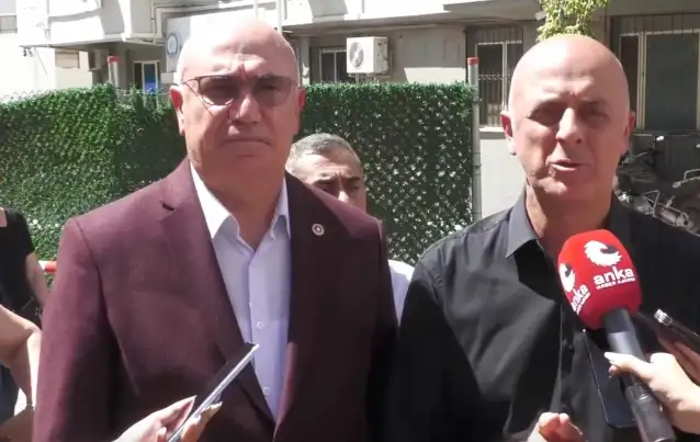 CHP'li vekillerden Tunç Soyer’e destek ziyareti: Bu bir algı soruşturmasıdır