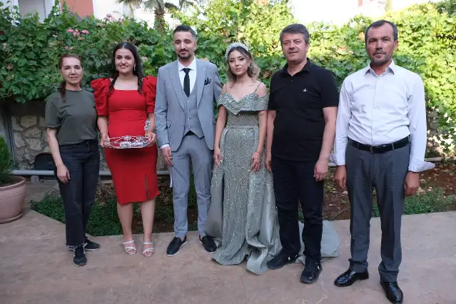 Başkan Tutdere ev hapsinde nişan yüzüğü taktı