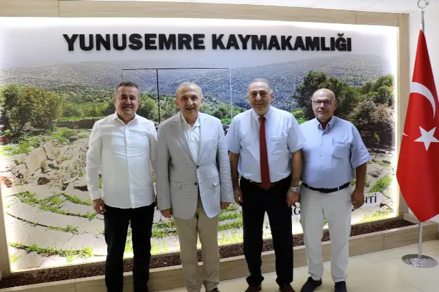 MTSO yönetiminden Yunusemre’nin yeni Kaymakamı Çantürk’e ‘Hoş Geldiniz’ ziyareti…