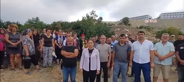 Samandağ'ın Kurtderesi Mahallesi’nde vatandaşlar nöbette