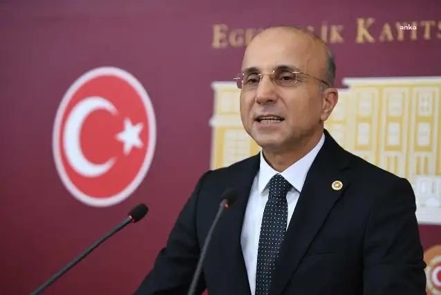 CHP’li Aşkın Genç’ten Mehmet Şimşek’e eleştiri: Şimşek’in ekonomi karnesi sınıfta kaldı