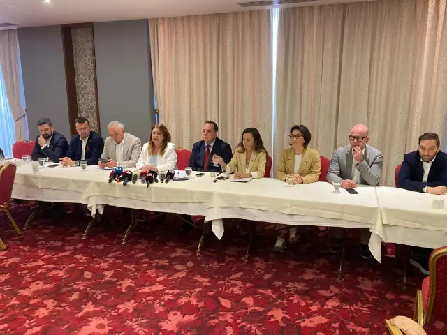 CHP’den Manisa’ya çıkarma