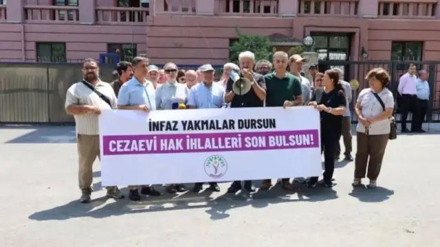 DEM Parti'den Adalet Bakanlığı önünde eylem