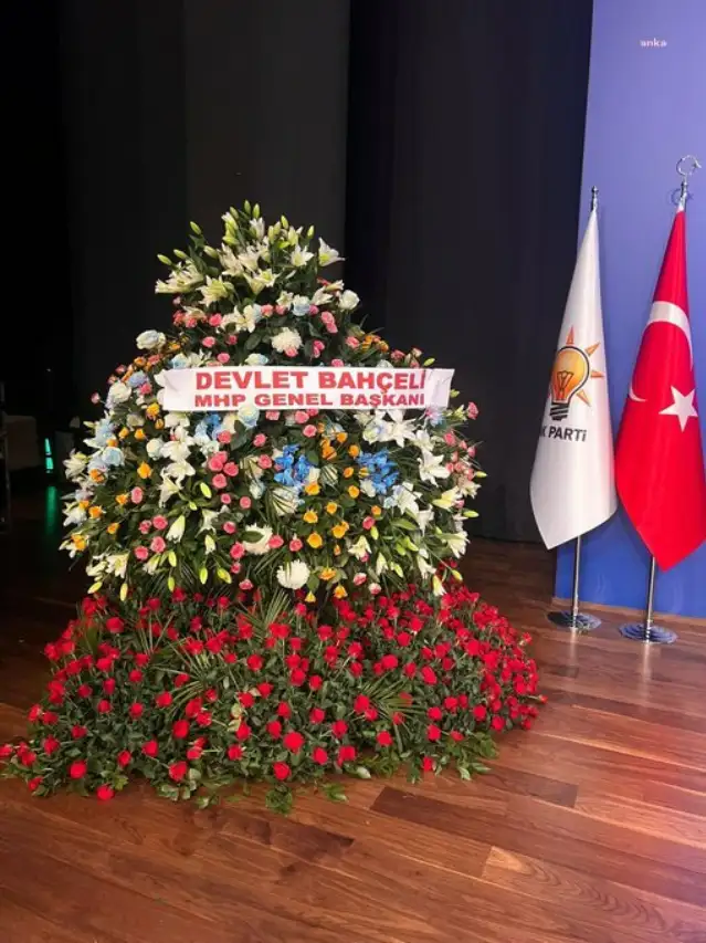 Bahçeli, AKP'nin kuruluş yıl dönümü için 1071 gül gönderdi