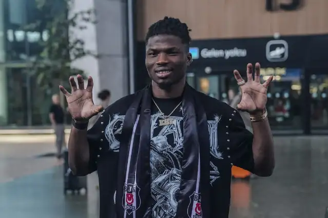 El Bilal Toure, Beşiktaş için İstanbul'da