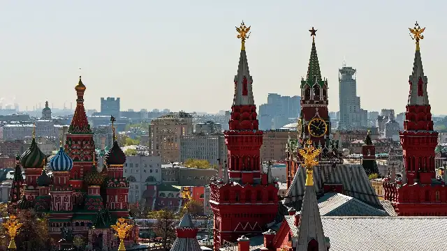 Kremlin: Rusya, orta ve kısa menzilli füzeleri konuşlandırma hakkına sahip