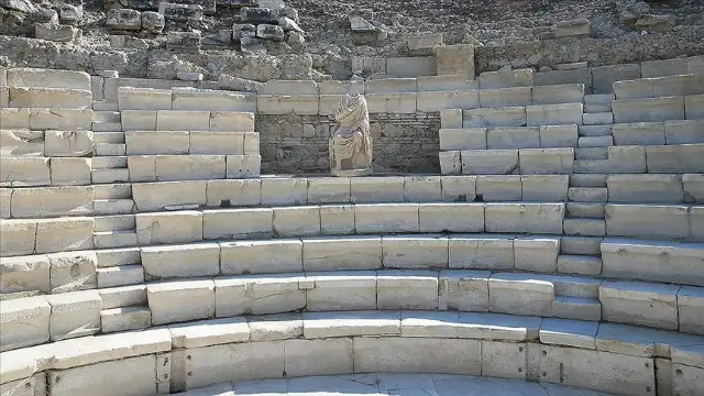 Denizli'de 2050 yıllık meclis gün yüzüne çıkarıldı