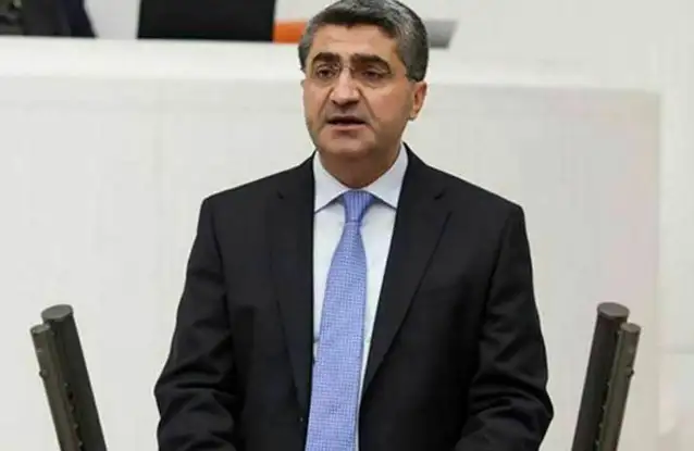 Ekmen’den ‘süreç’ açıklaması: Meclis kapanmadan yasanın çıkması için görüşmeler başlamalı