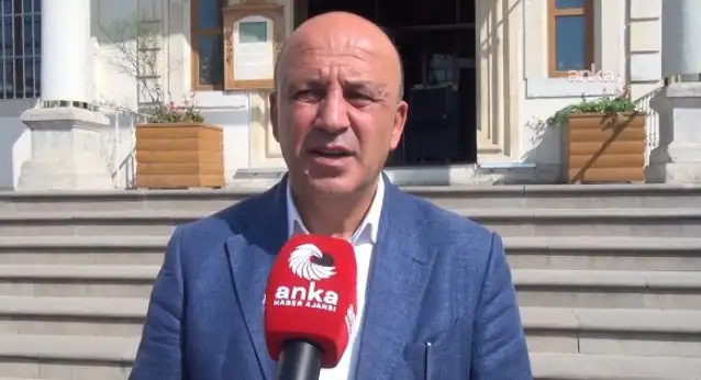Sinop Belediye Başkanı Metin Gürbüz’den 'AKP’ye geçiyor' iddialarına suç duyurusu