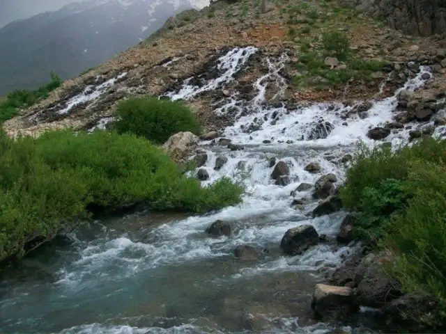 Munzur Gözeleri'nde mescit tartışması