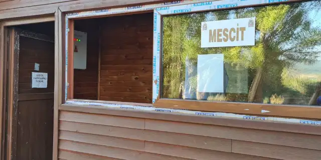 Munzur Gözeleri'ne mescit, Alevileri ayağa kaldırdı: Değerlerimize saldırmayın
