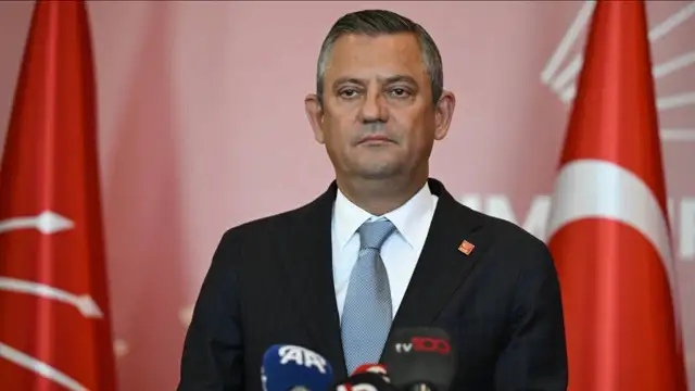 CHP’den İstanbul çıkarması: Özel, İstanbul’u bırakmayacak