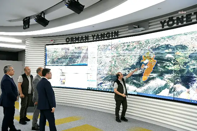 Bakan Yumaklı duyurdu: 55 yangından 45'i kontrol altında