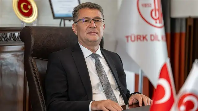 TDK Başkanı açıkladı: Yapay zeka destekli yeni Türkçe Sözlük geliyor