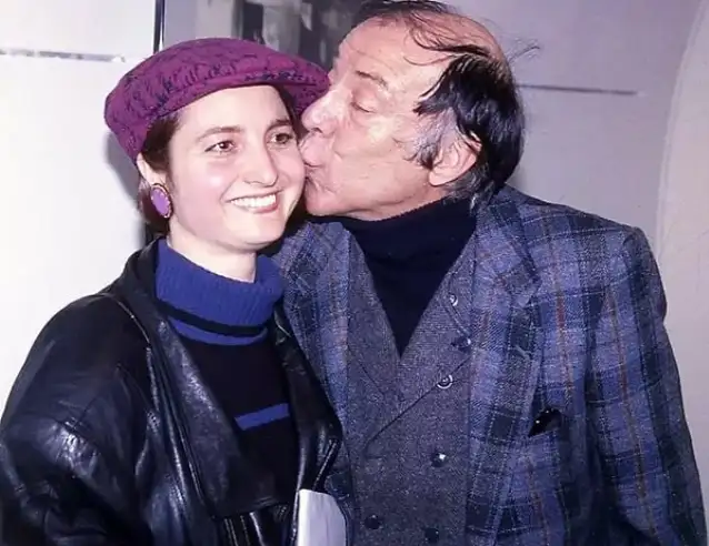 Münir Özkul’un kanserle mücadele eden eşi Umman Özkul hayatını kaybetti