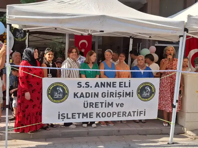 Yunusemre’de Anne Eli Kadın Girişimi Üretim ve İşletme Kooperatifi açıldı
