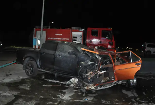 Manisa Salihli'de trafik kazası: 5 ölü, 6 yaralı