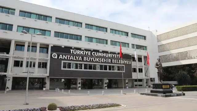 Antalya Büyükşehir Belediyesi'ne operasyon: 20 gözaltı kararı