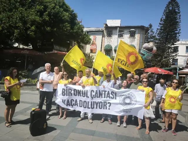 Eğitim Sen’den kırtasiye masraflarına tepki: "Okul çantası kaça doluyor?"