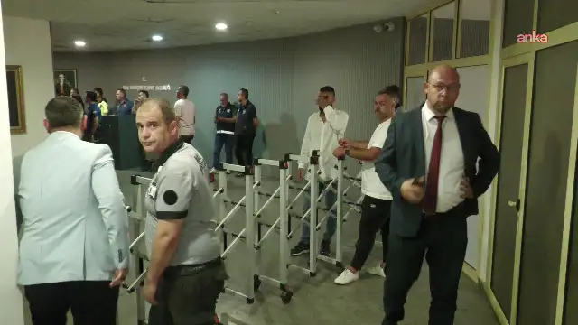 Aydın Büyükşehir Belediye Meclisi’nde gerginlik | CHP’li üyelerin önerge ve söz taleplerine ret