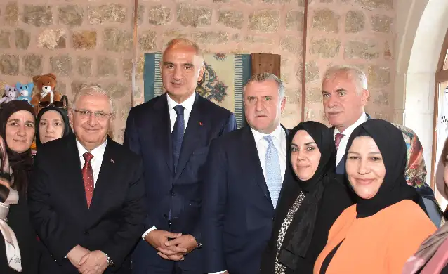 Bakan Yaşar Güler: PKK ve uzantıları şartsız olarak silah bırakmalı