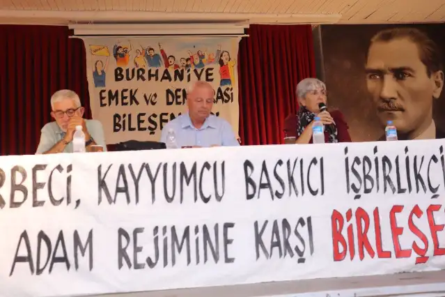 Balıkesir'de barış paneli düzenlendi