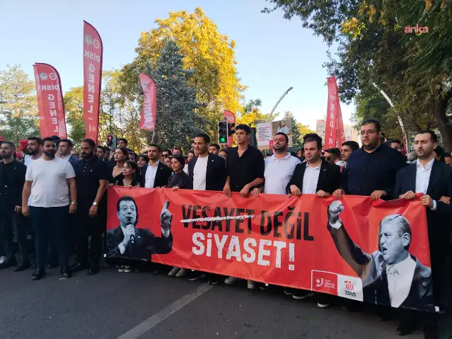 CHP Gençlik Kolları miting öncesi Kızılay'dan Tandoğan'a yürüdü