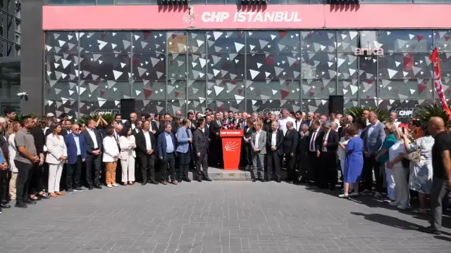 81 il başkanı, CHP İstanbul İl Başkanlığı’nda: Mahkemenin aldığı karar bizler için yok hükmündedir
