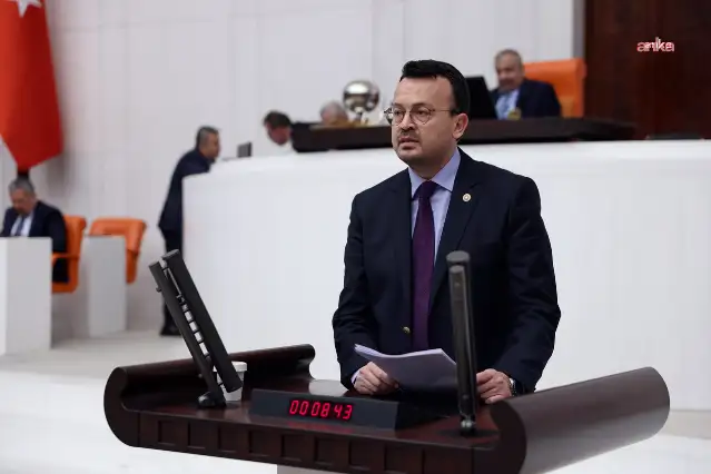 CHP’li Arpacı: MEB, 400 dolarlık cihazı 4 bin 500 dolara dayatıyor