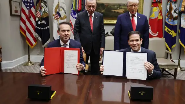 "Yalvarıyorlar" sözlerinin ardından imza töreni: Erdoğan, Trump ve Rubio aynı karede