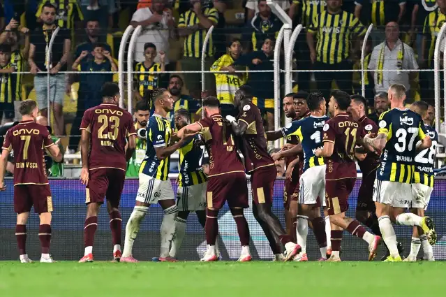 Fenerbahçe, 10 kalan Trabzonspor'u tek golle geçti