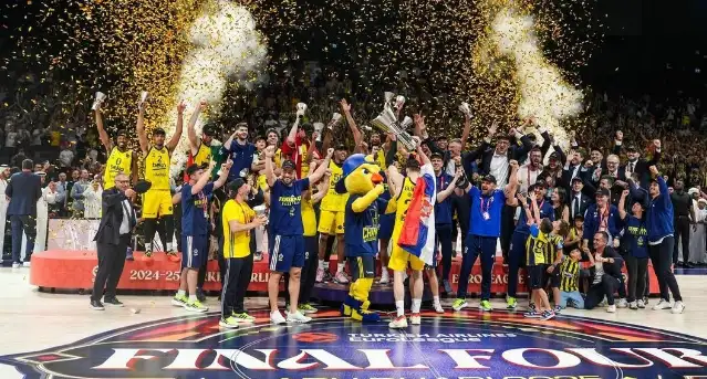 Fenerbahçe Beko, 38. Erkekler Cumhurbaşkanlığı Kupası'nı kazandı