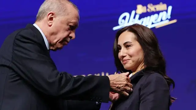 CHP Beykoz Gençlik Kolları Başkanı'na 'Özlem Gürzel' gözaltısı