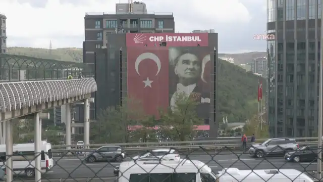 CHP İstanbul İl Başkanlığı önündeki abluka ve bekleyiş devam ediyor